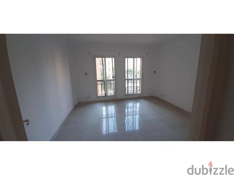 Exclusive Apartment for Rent in Madinaty, 211 sqm, Wide Garden View, B1 Near Services 4