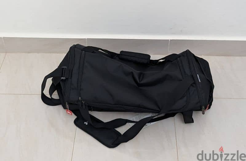 Under Armour big duffle bag (58 Liters) 1
