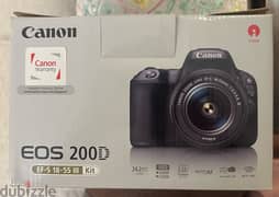 Canon EOS 200D (including 18-55 Zoom Lens and Vanguard Bag)