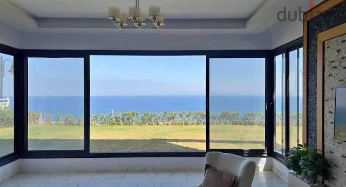 For sale3-rooms chalet a prime location in Telal Sokhna, sea view, 5% DP, installments over 8 years, fully finished, Ultra Superlux ,near Porto Sokhna 9