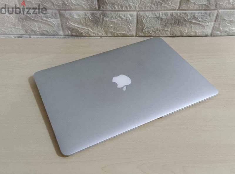 MacBook Air 2017 (13 inch) 4