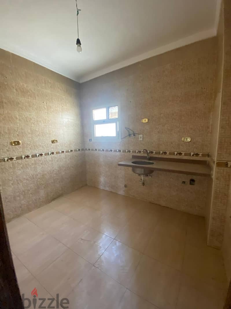 Apartment for rent in Sheikh Zayed, Seventh District 3