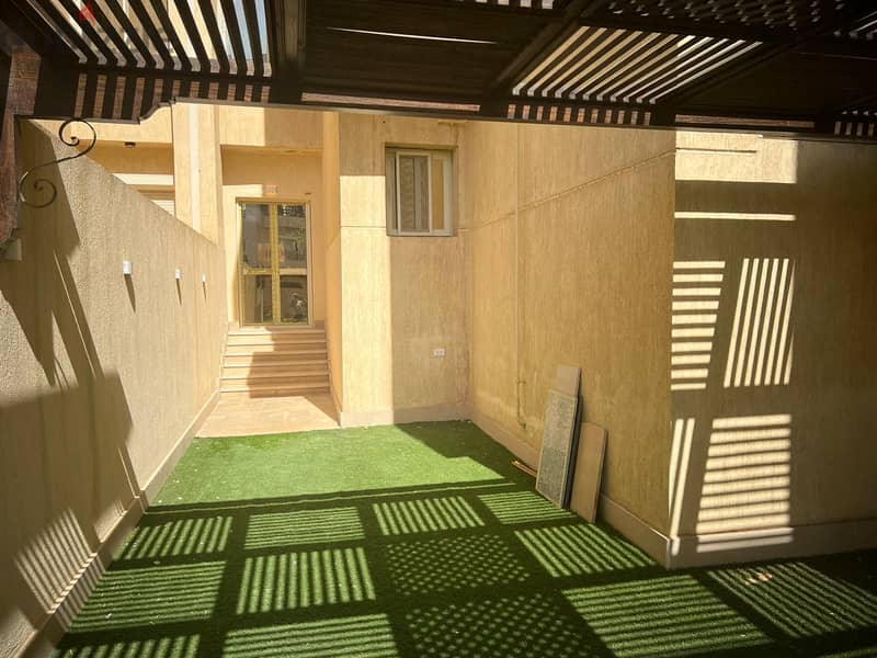 For RentApartment With Garden Semi Furnished  in Compound Akoya 0