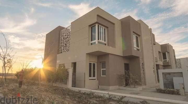Amazing Town House with Down Payment in Palm hills - New Cairo 4