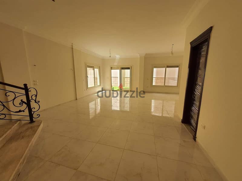 Villa duplex in Al banafseg 2