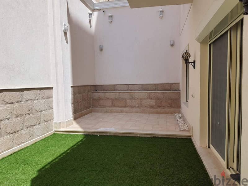 Villa duplex in Al banafseg 7