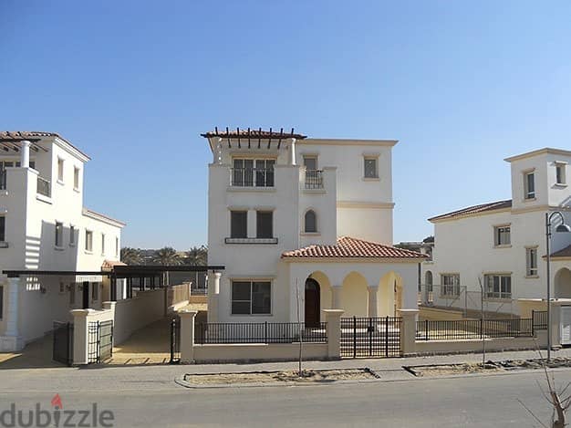 Low-Priced Fully Finished Villa in Celesta Hills Uptown Cairo for Sale 2