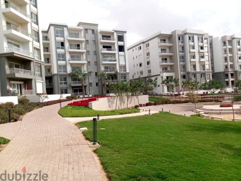 Apartment with garden for sale 75m view landscape with down payment and installments in Hyde Park Fifth Settlement 2