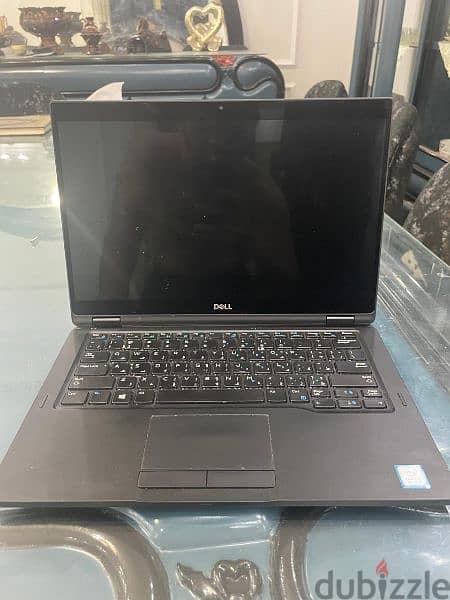 Laptop  Dell 7390 0