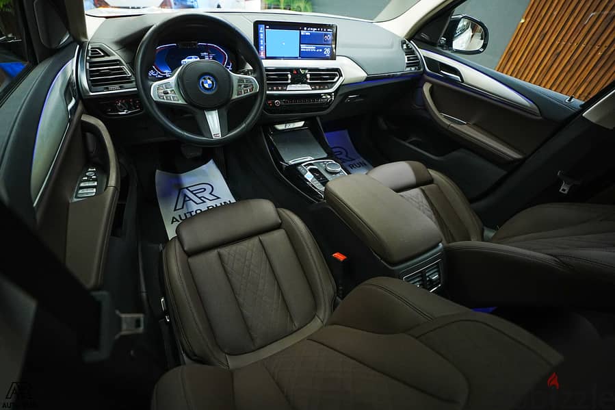 BMW IX3 2024 10