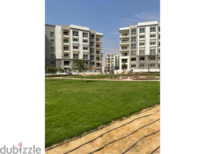 for sale apartment 233 m ready to move bahry prime location under market price , in Hyde Park Compound 0