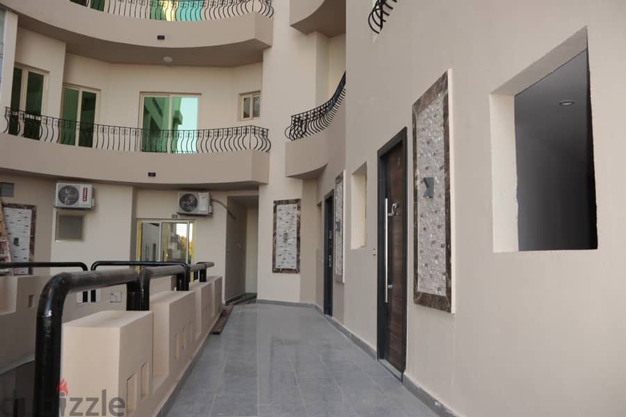 Own your apartment in Hurghada, overlooking the sea and the swimming pool 12