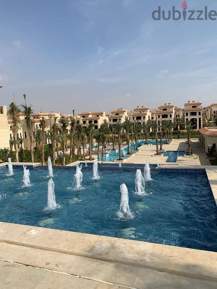 Townhouse villa 196m for sale in La Vista El Patio 5 East Shorouk City next to the airport immediate delivery in installments over 5 years No interest 17