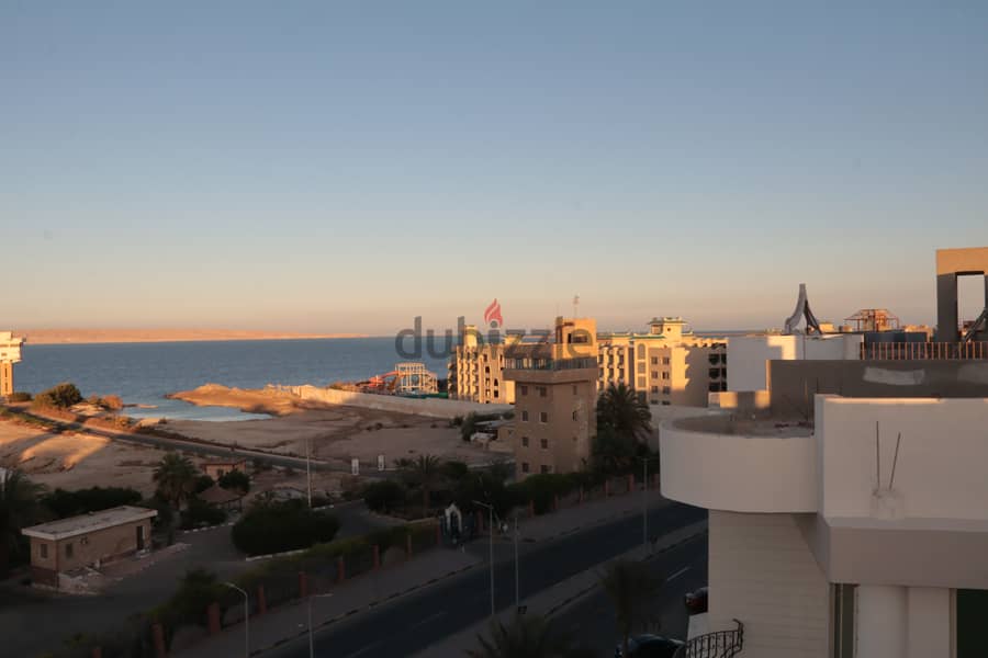 Own your apartment in Hurghada, overlooking the sea and the swimming pool 20
