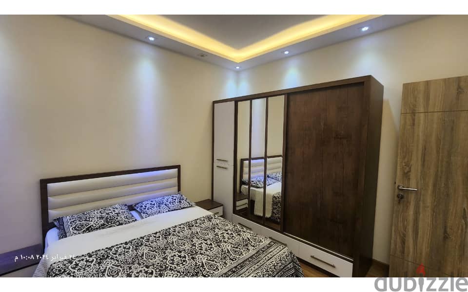 Fully furnished, air-conditioned apartment with private garden for rent 5