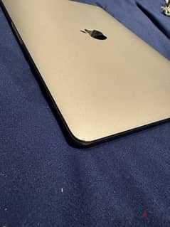 macbook pro 13 inch 512Gb