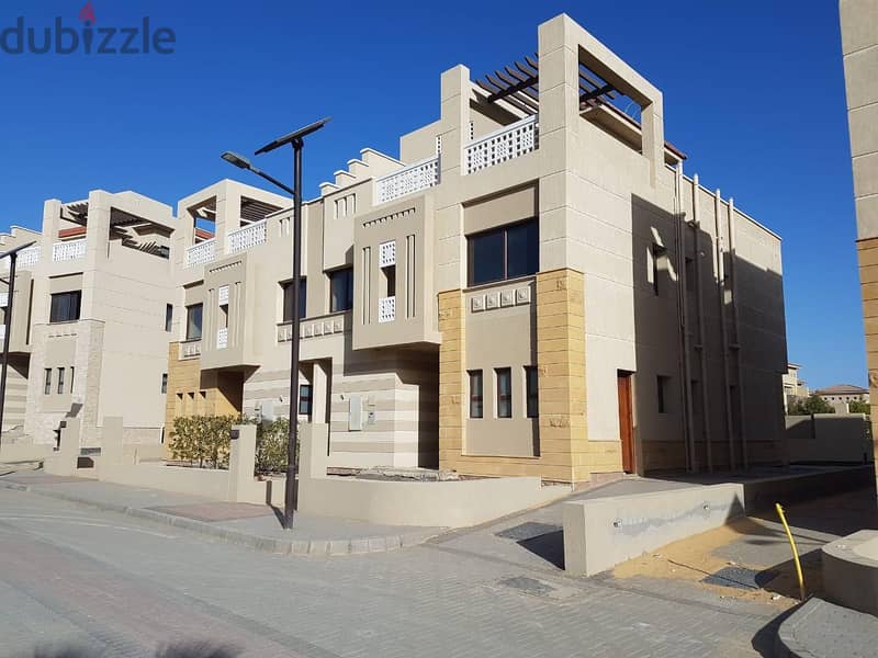 For sale a distinctive twin house   in Green 4 Compound, next to Palm Hills.  Buildings 252 m 1
