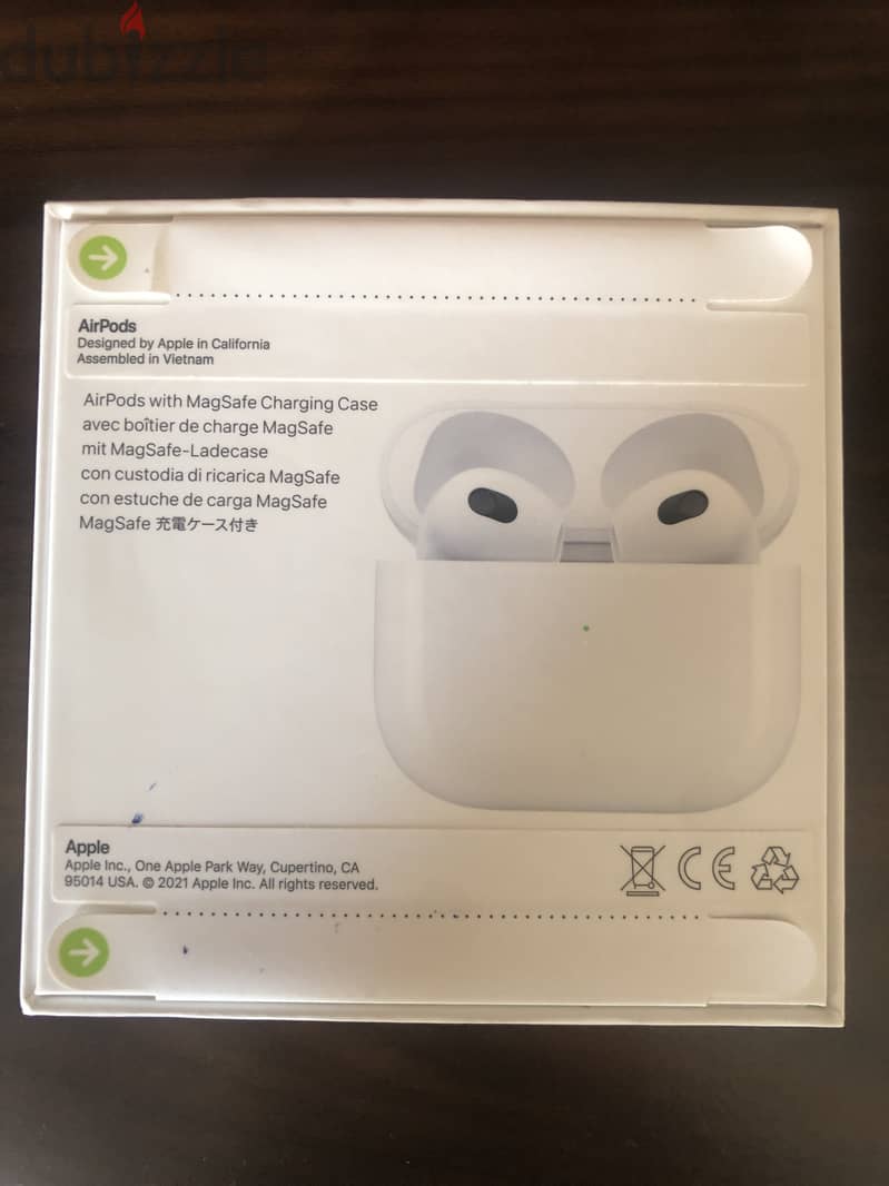 Apple Airpods 3rd generation with MagSafe support 1