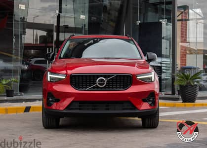 فولفو إكس سي 40 2024 VOLVO XC40 باقل مقدم واطول فترة سداد