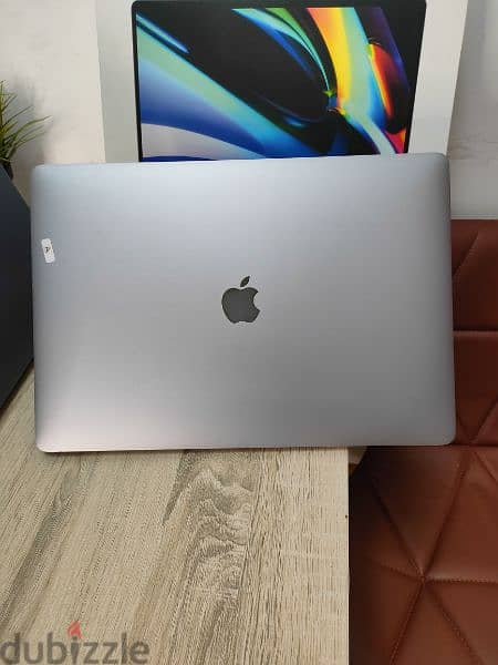 Apple MacBook Pro 2018  15inch 1