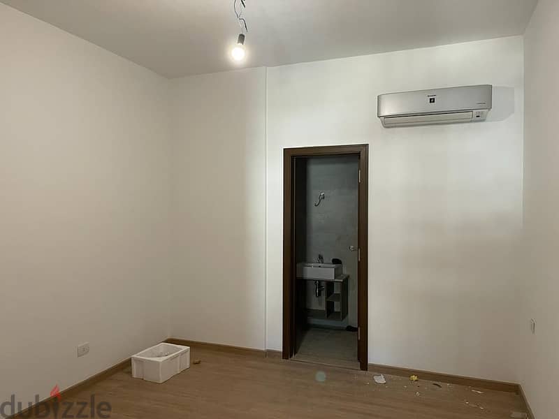 Apartment for sale, finished, with air conditioners, corner, high privacy, in Al-Marasem, Fifth Settlement, 168 m 8