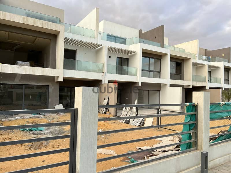 Twin house for sale, immediate receipt, for less than half the unit price in Al Marasem, Fifth Settlement, 350 m 8
