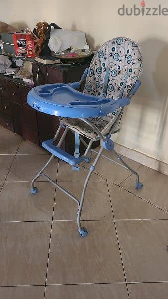 سرير اطفال من mothercare- بحالة ممتازة بالمرتبة + كرسي عالي أطفال 3