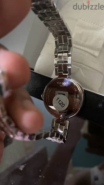 للبيع ساعة tissot  اصلية للبيع لم تستعمل العلبه مفتوحة فقط 3