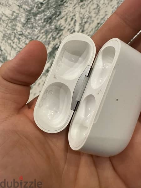 apple airpods pro (2nd generation) 2