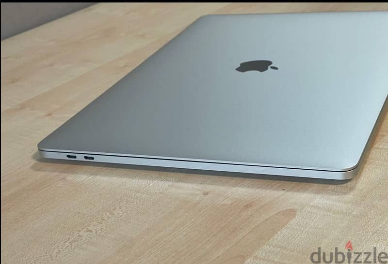 MacBook Pro 2019 1