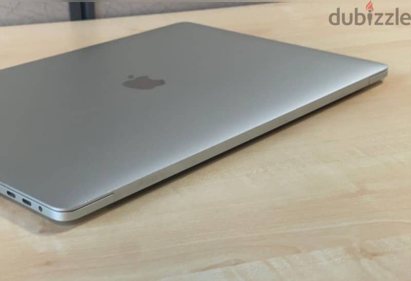 MacBook Pro 2019 4