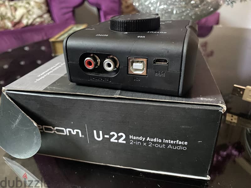 Zoom U-22 Handy Audio Interface 1