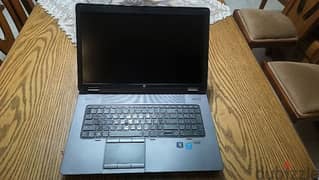 HP Zbook 17 G2 + Gigamax cooler + logitech mouse