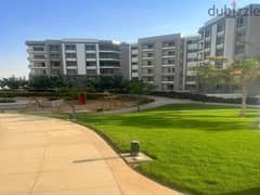 Amazing Apartment 207M at Hyde Park ( prime location )For Sale (park corner)