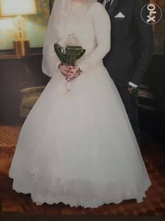 فستان زفاف اوف وايت ب٥٠٠ج تلبيس ل٨٠ كيلو 0
