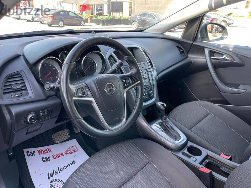 Opel Astra 2021 13