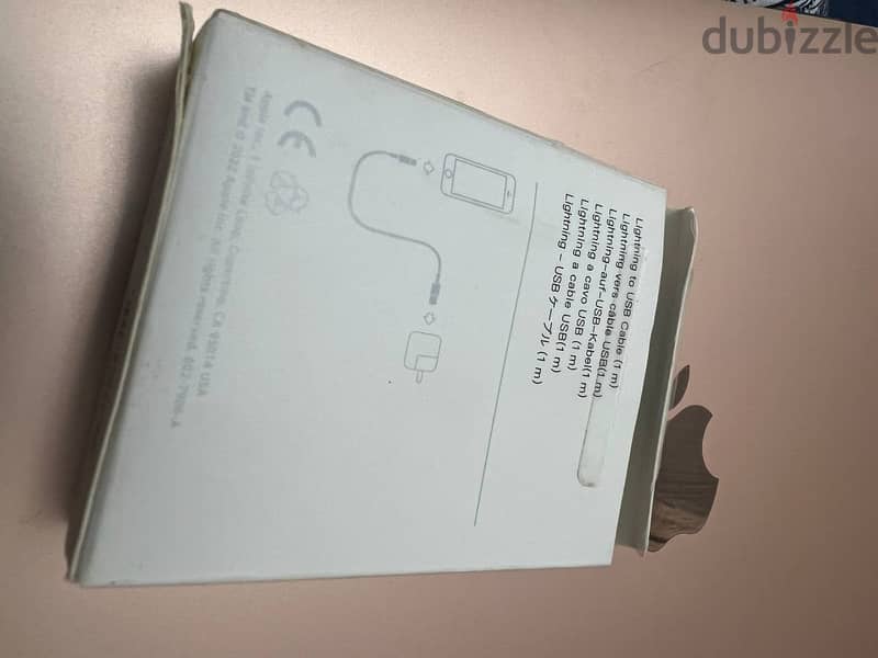 Original iPhone usb-c to lightning cable/ شاحن ايفون اصلي 5