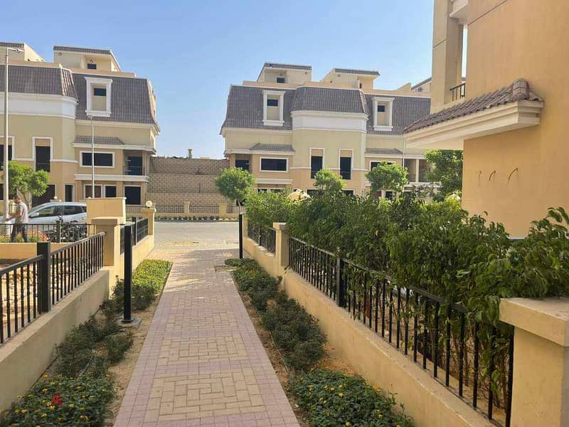 With a 42% cash discount, I own a luxury villa with a private garden at a snapshot price in Sarai Compound, next to Madinaty and Daqayeq, Fifth Settle 4