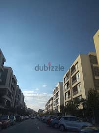 بخصم الكاش 42 % للبيع شقة فاخرة امام مطار القاهرة مباشرة و فندق كمبنسكي بالتقسيط المريح 2