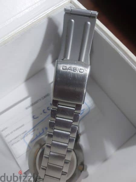 ساعة Casio أصلى بالضمان و العلبة الأصلية 2