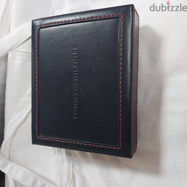 Tommy Hilfiger Passcase and Valet Wallet Genuine Leather 9