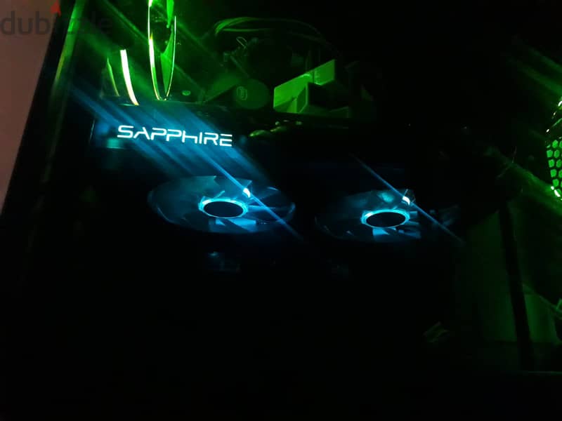 SAPPHIRE NITRO+ RADEON RX 590GME spacial eddition RGB 0