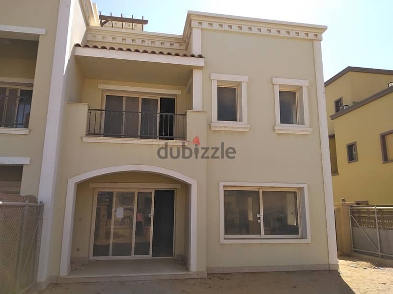 Twin House 315m fully finished with kitchen & AC's in Mivida | New Cairo 1