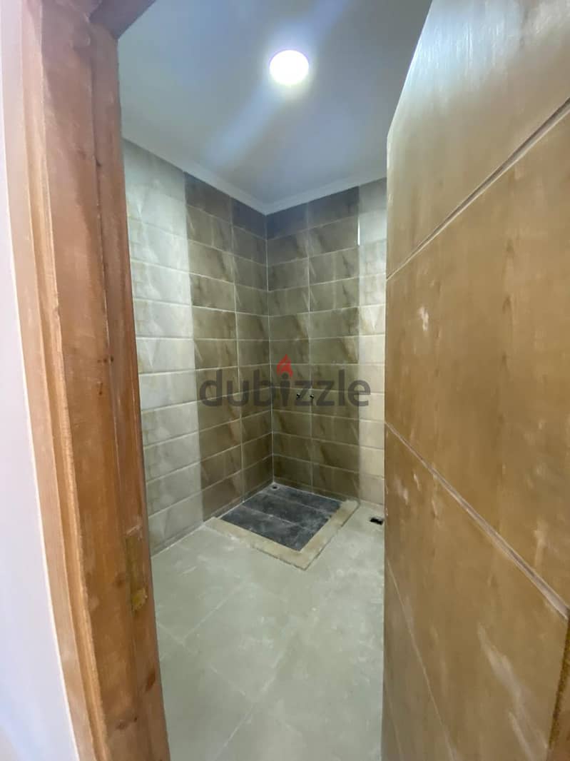 Apartment for sale in the eighth district, Sheikh Zayed 5
