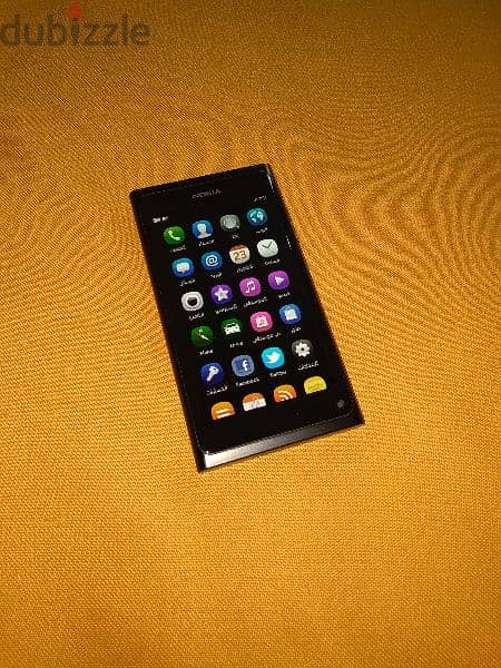 Nokia N9 0