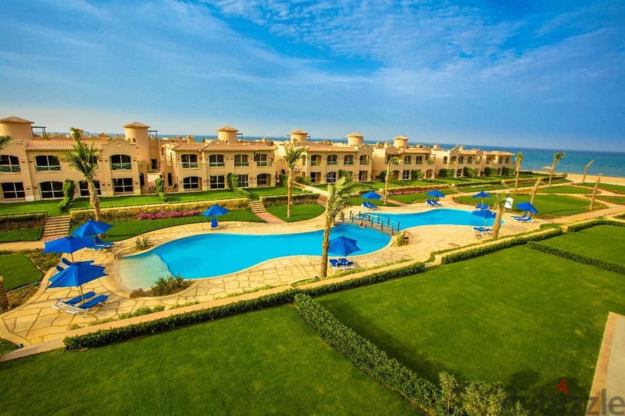 Chalet for sale, 150 meters + garden 50 meters, ready for immediate receipt, fully finished, in the most prestigious village in Ain Sokhna, La Vista G 3