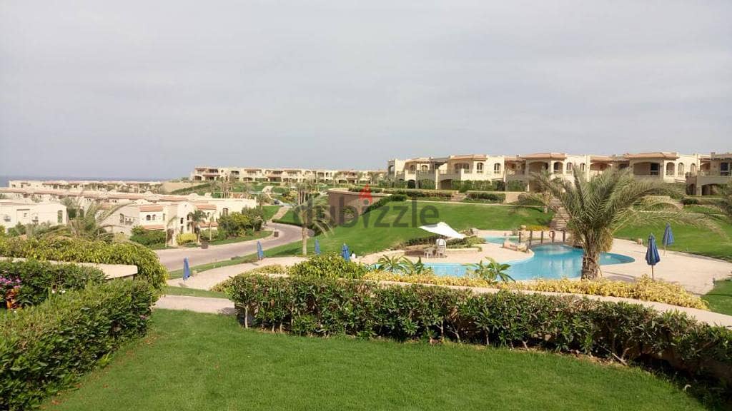 Chalet for sale, 150 meters + garden 50 meters, ready for immediate receipt, fully finished, in the most prestigious village in Ain Sokhna, La Vista G 8
