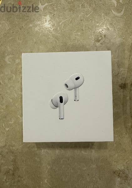 Airpods Pro '2nd Generation
with MagSafe Charging Case 1