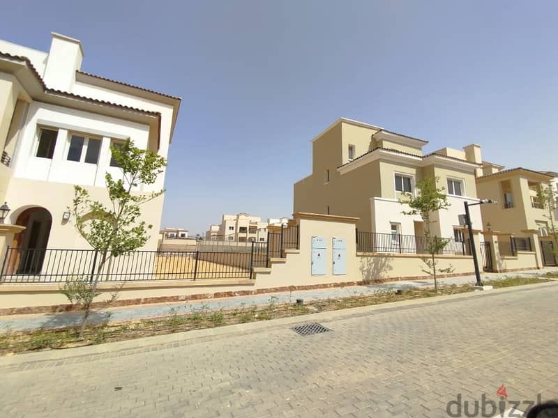 Standalone Villa 472 m Prime Location for sale at Uptown Cairo - EMAAR 5
