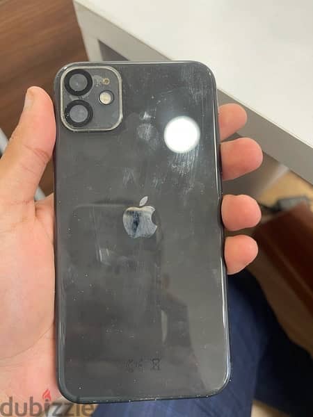 Iphone 11 - 64GB - Battery 74% - With Box and charging cable 2